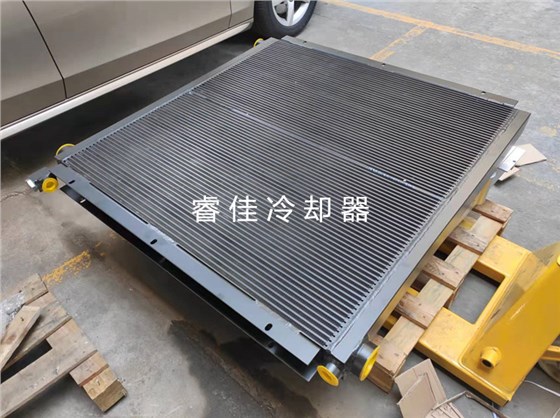 空壓機散熱器定做.jpg 空壓機散熱器定做.jpg