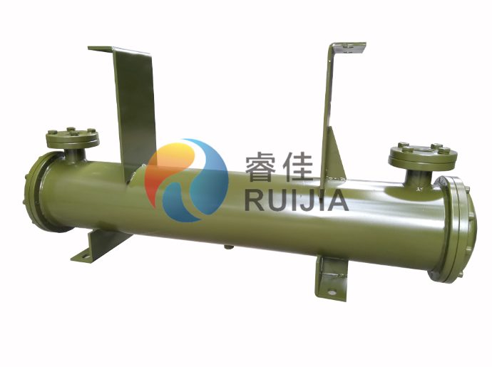 老客戶定做<font color='red'>水冷式液壓油散熱器</font>