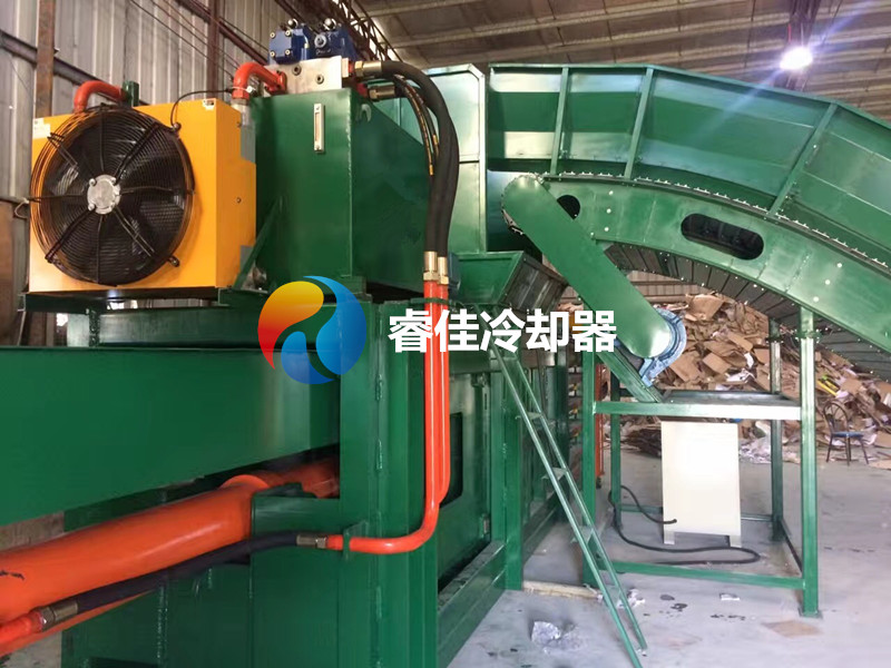 睿佳液壓風(fēng)冷散熱器用于液壓打包機(jī)