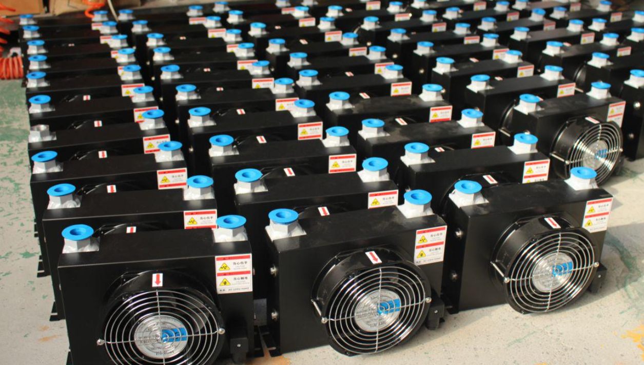 小型液壓站配套風<font color='red'>冷卻器</font>AH0608T 小型液壓站配套風<font color='red'>冷卻器</font>AH0608T